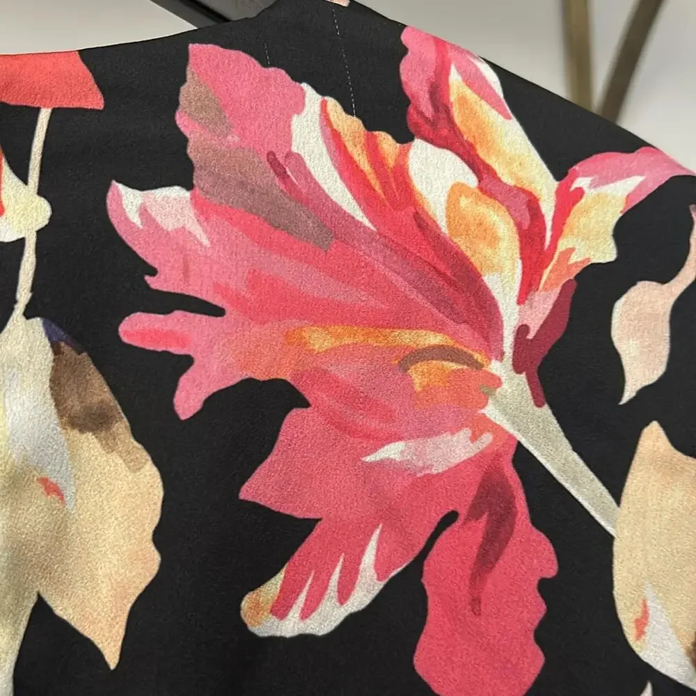 Guess by Marciano Los Angeles floral‎ mini dress.